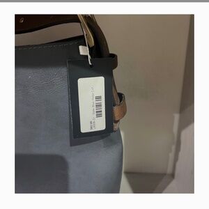 Crossbody purse